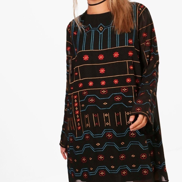 Boohoo Embroidered Shift Dress - Picture 1 of 8